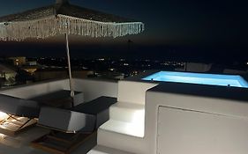 Oinos Luxury Suites